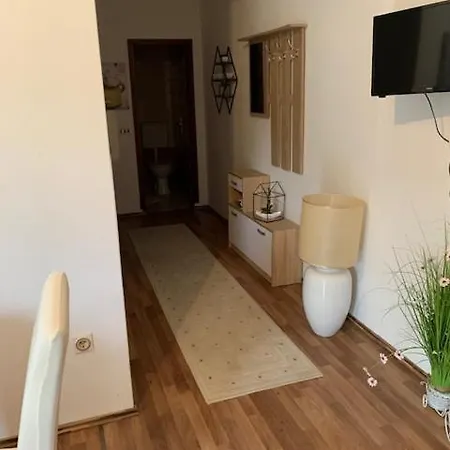 Melani Apartment *