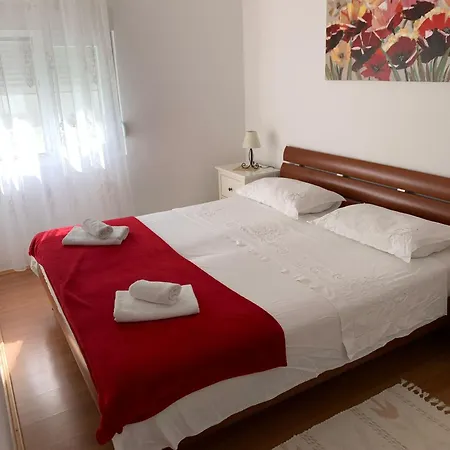 Apartman Melani